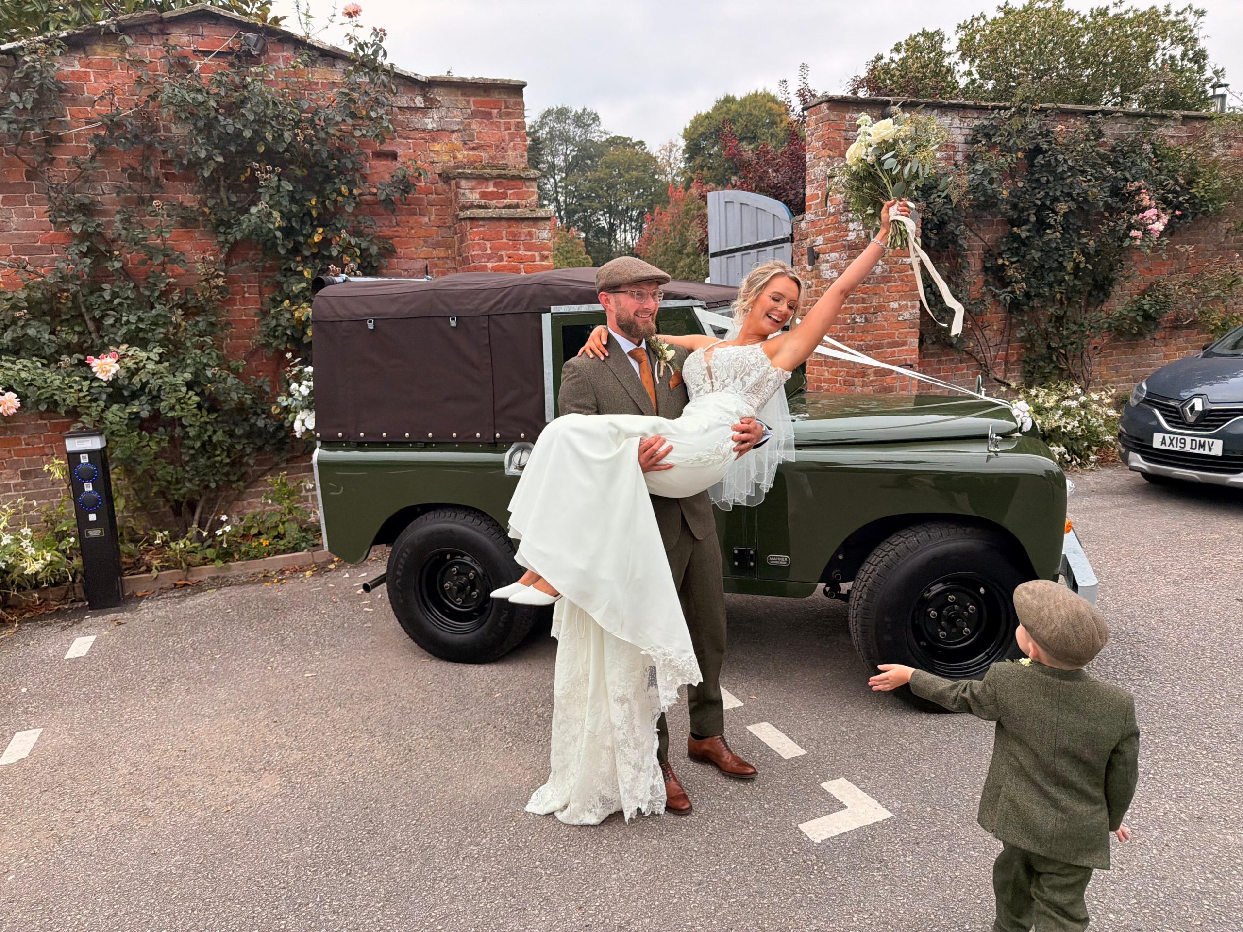 Land Rover Hire for Weddings